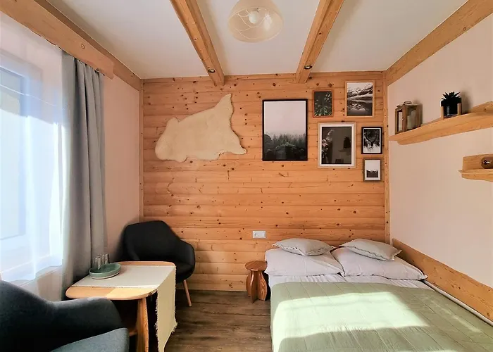 Pod Bocianem בית אירוח חוחולוב