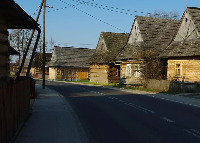 ホームステイ Pod Bocianem ホホウフ